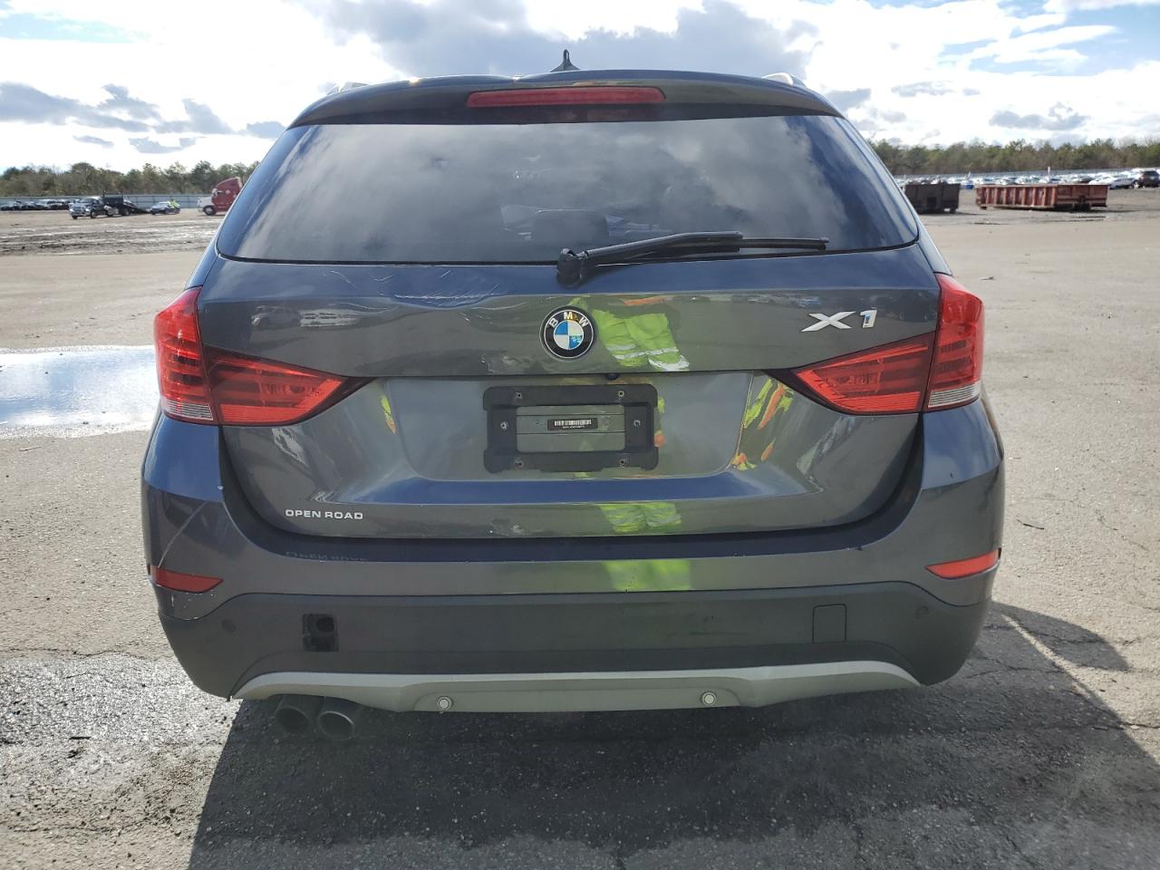 2015 BMW X1 xDrive28I VIN: WBAVL1C54FVY28474 Lot: 49322484