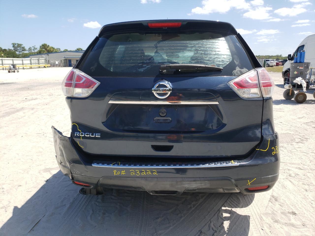 2015 Nissan Rogue S VIN: KNMAT2MT2FP572019 Lot: 52110244