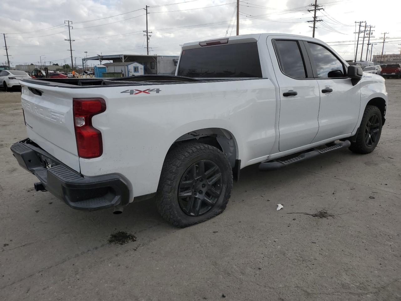 2020 Chevrolet Silverado - Image 3