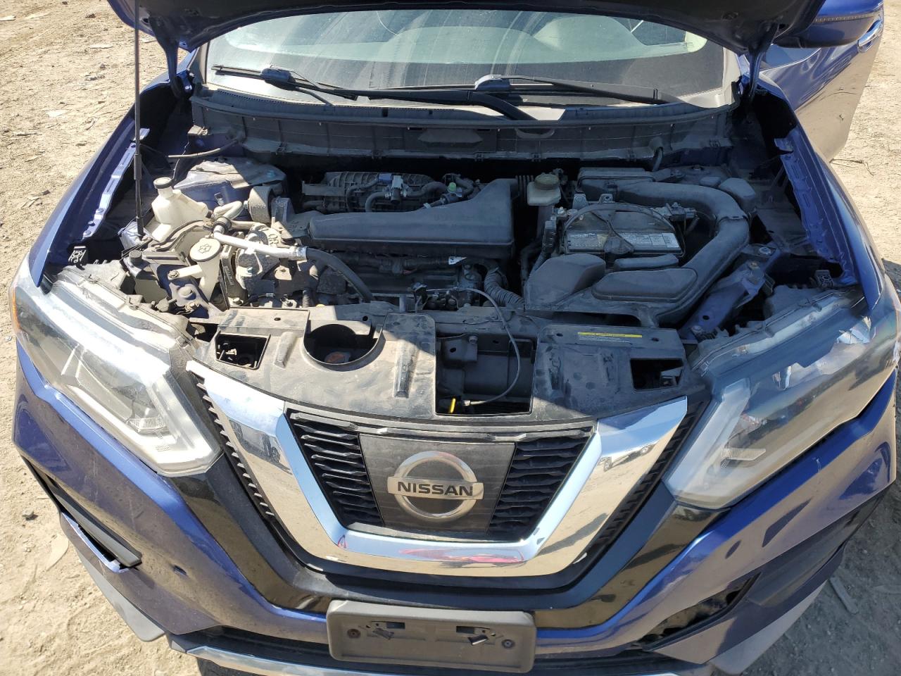 KNMAT2MV9HP581322 NISSAN ROGUE 2017