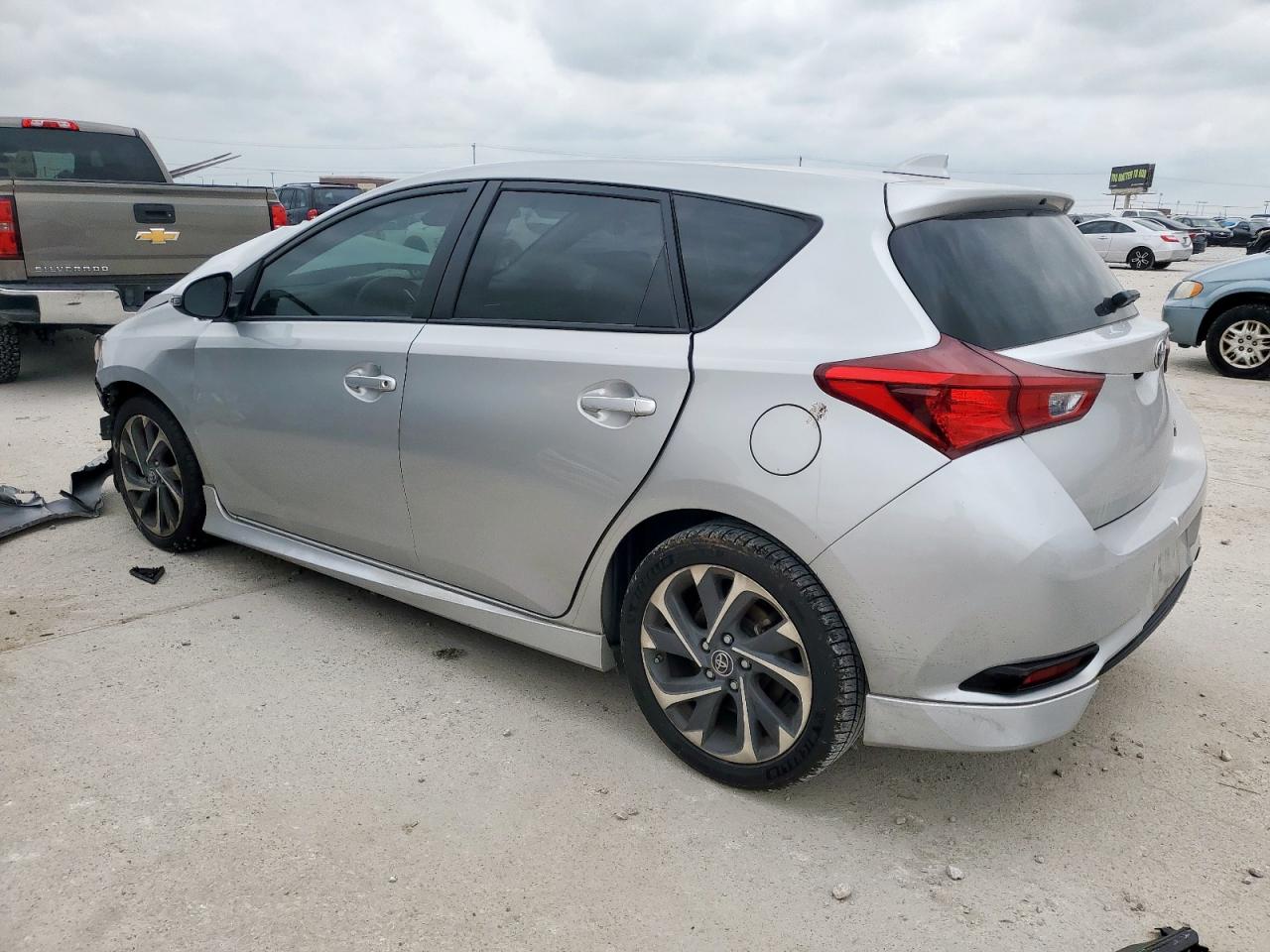 JTNKARJE8HJ533588 TOYOTA COROLLA 2017