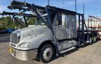 Portland, OR에서 판매 중인 2007 Freightliner Conventional Columbia - Normal Wear