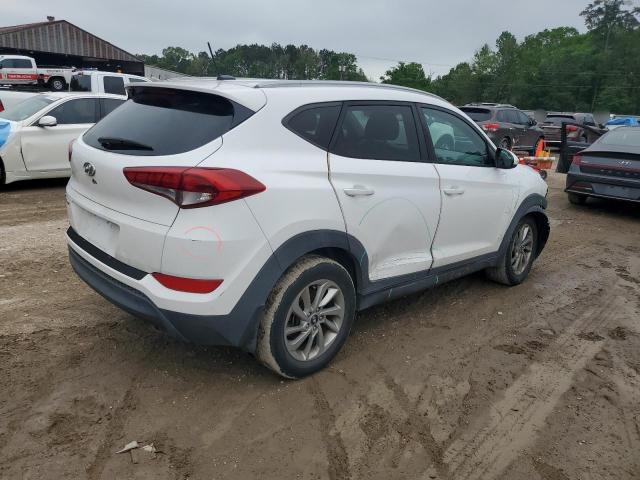  HYUNDAI TUCSON 2016 Белы