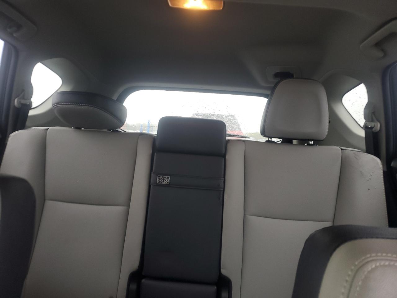 JTMDJREV1JD171485 TOYOTA RAV4 2018