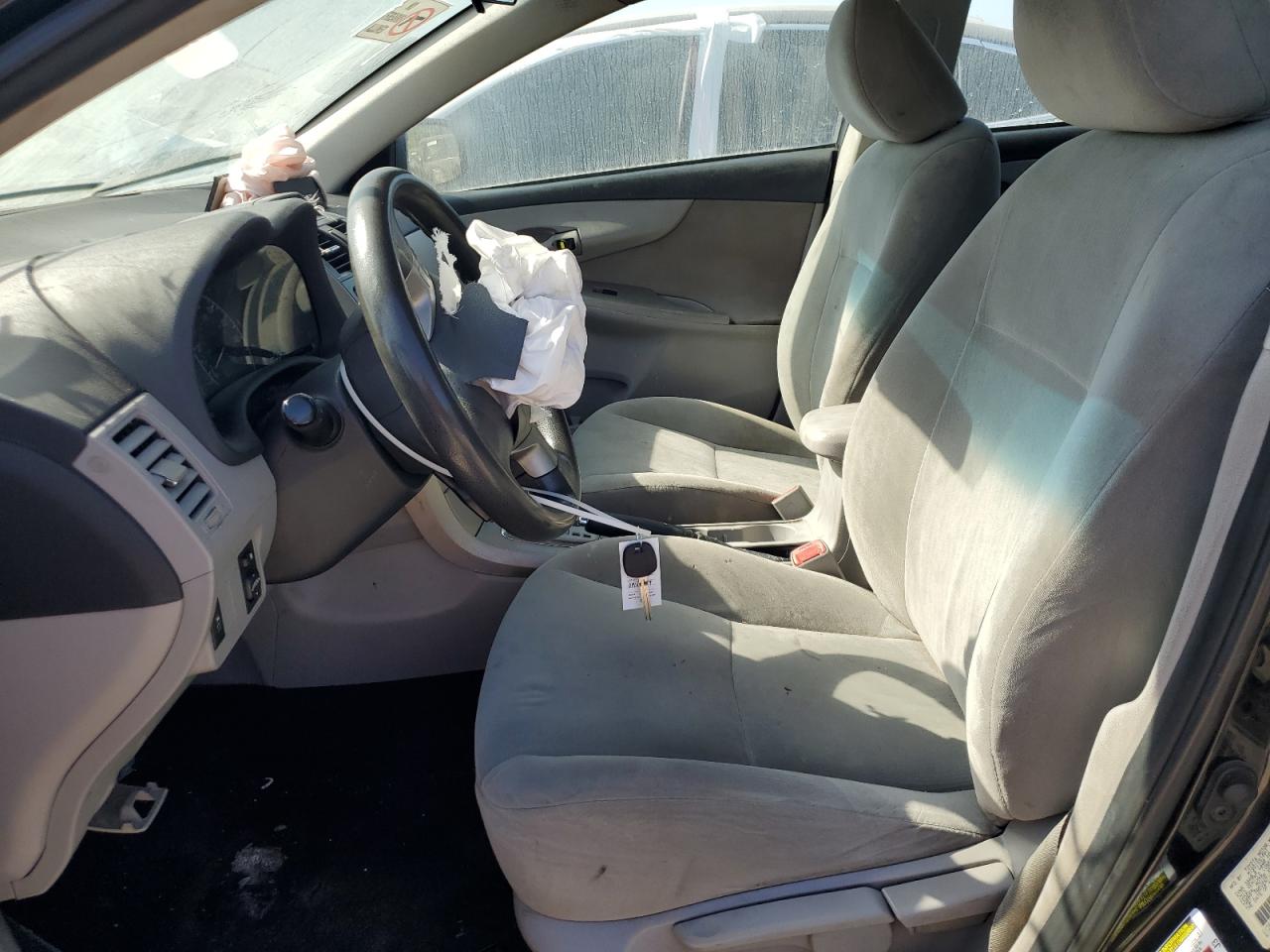 5YFBU4EE0DP161369 2013 Toyota Corolla Base