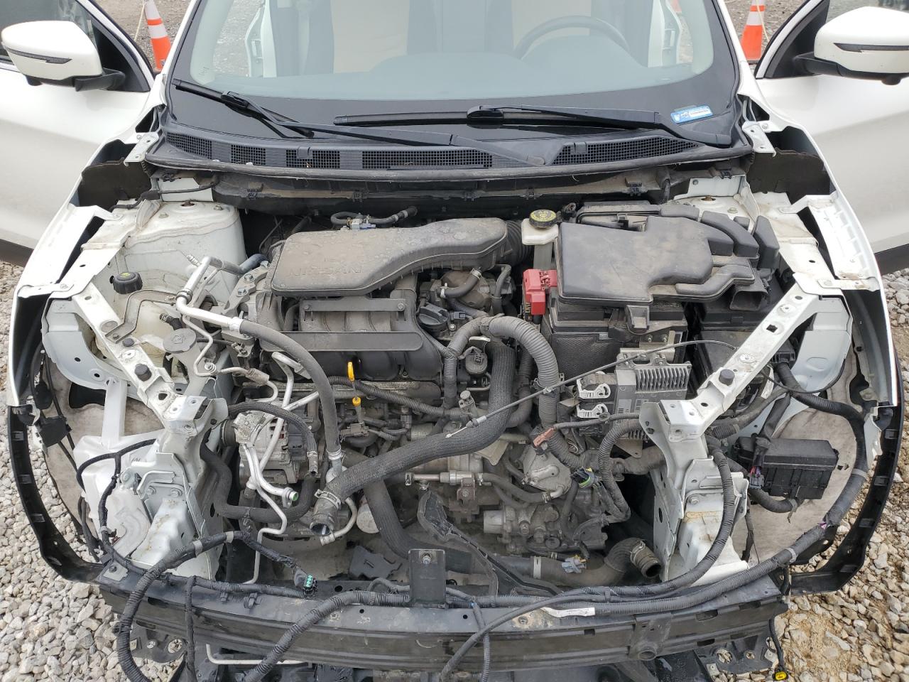 JN1BJ1CR6JW206964 NISSAN ROGUE 2018