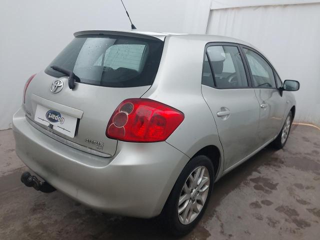 2007 TOYOTA AURIS TR V