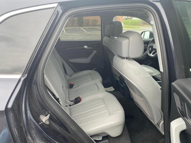  AUDI Q5 2018 Granatowy