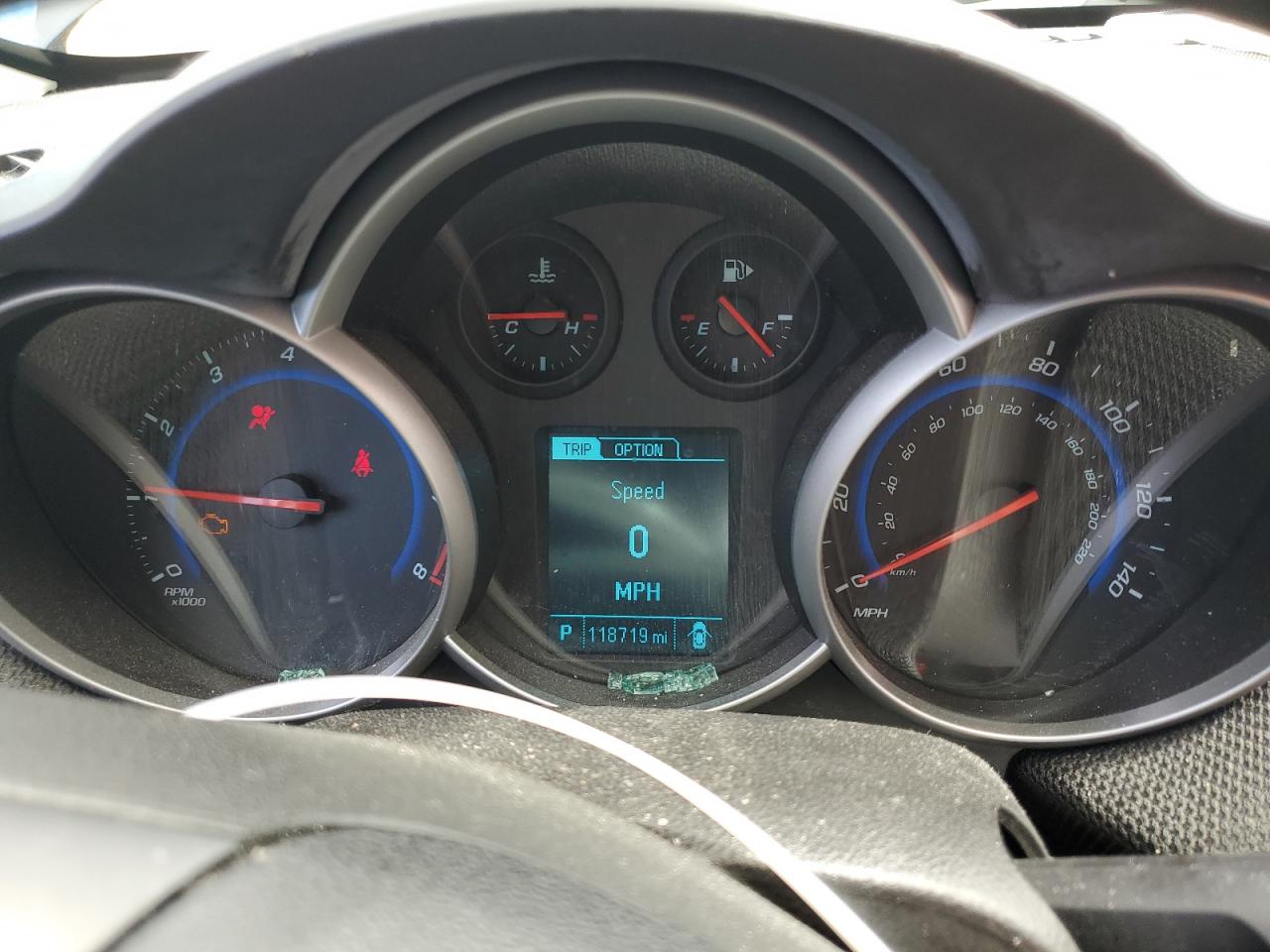1G1PE5SB7G7116236 CHEVROLET CRUZE 2016