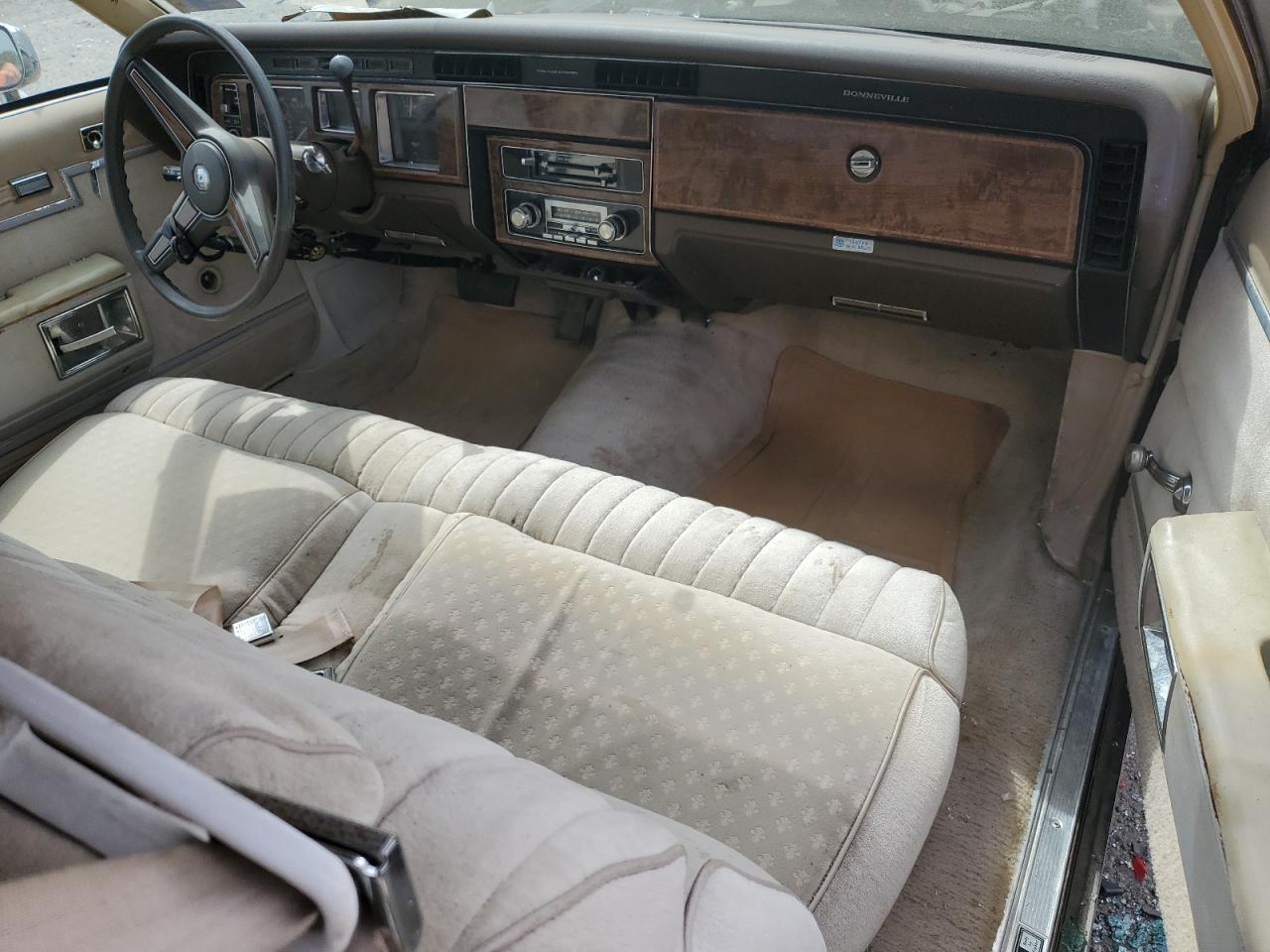 1981 Pontiac Bonneville VIN: 2G2AN37Y8B1705742 Lot: 54714325