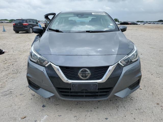  NISSAN VERSA 2020 Szary