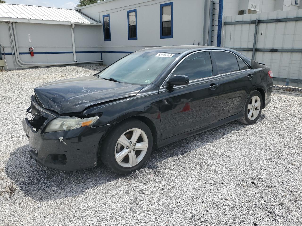 2011 Toyota Camry Base for Sale in Prairie Grove, AR - Front End
