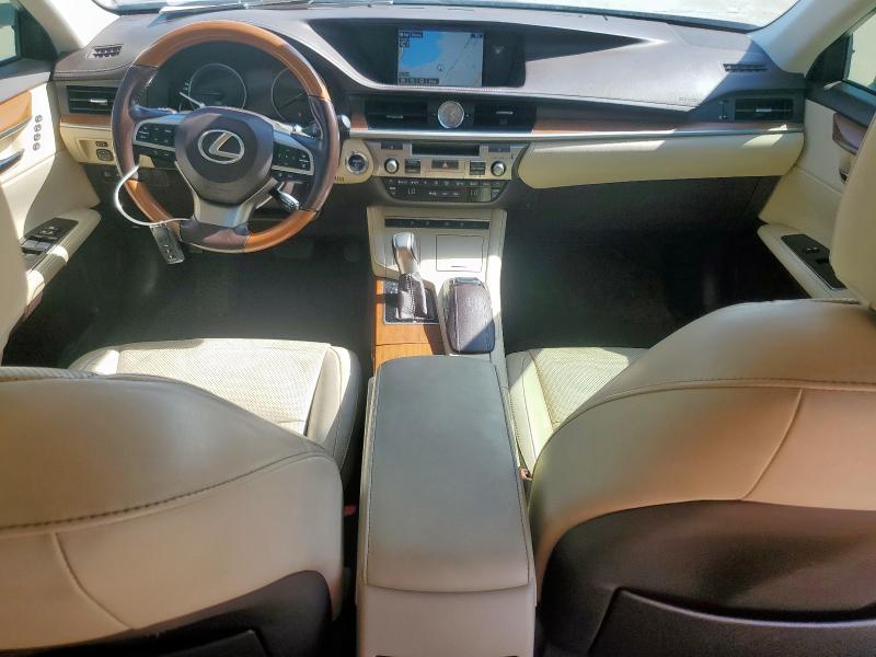  LEXUS ES300 2016 Сріблястий