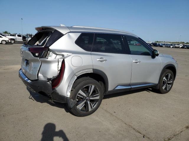 NISSAN ROGUE 2022 Srebrny