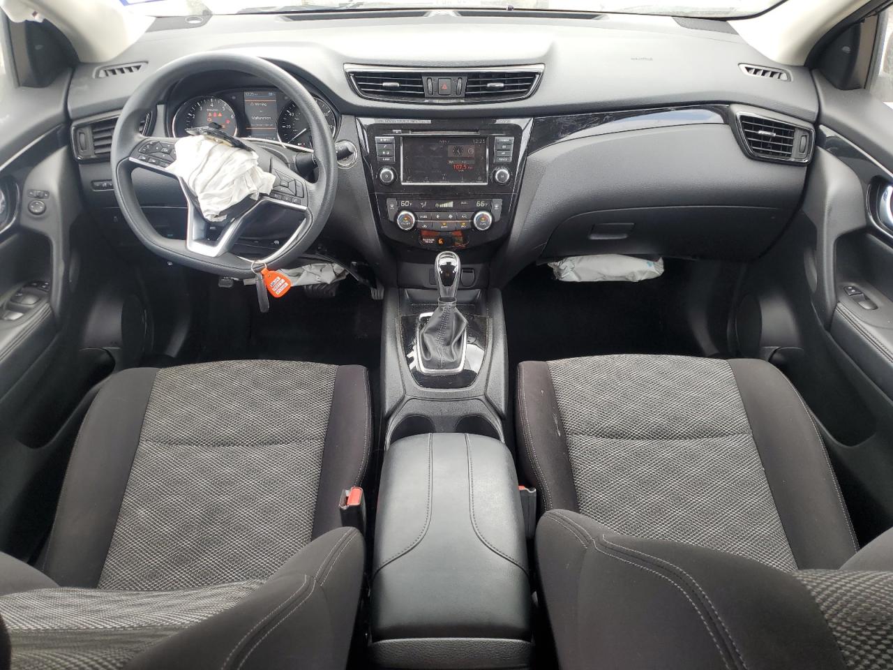 JN1BJ1CV8LW252098 NISSAN ROGUE 2020