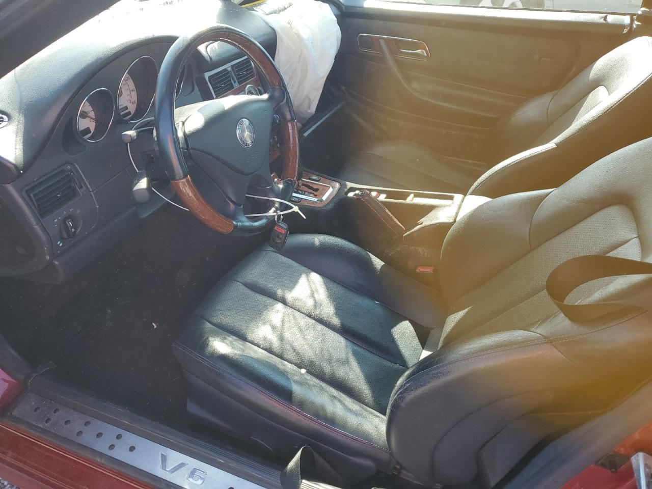 2003 Mercedes-Benz Slk 320 VIN: WDBKK65F43F288737 Lot: 54830295