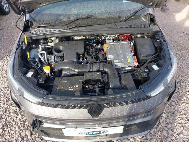 2025 RENAULT CAPTUR ESP