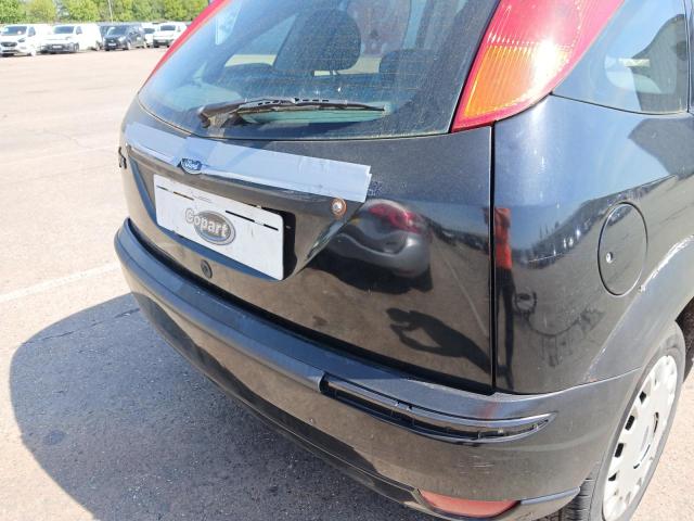 2004 FORD FOCUS FLIG