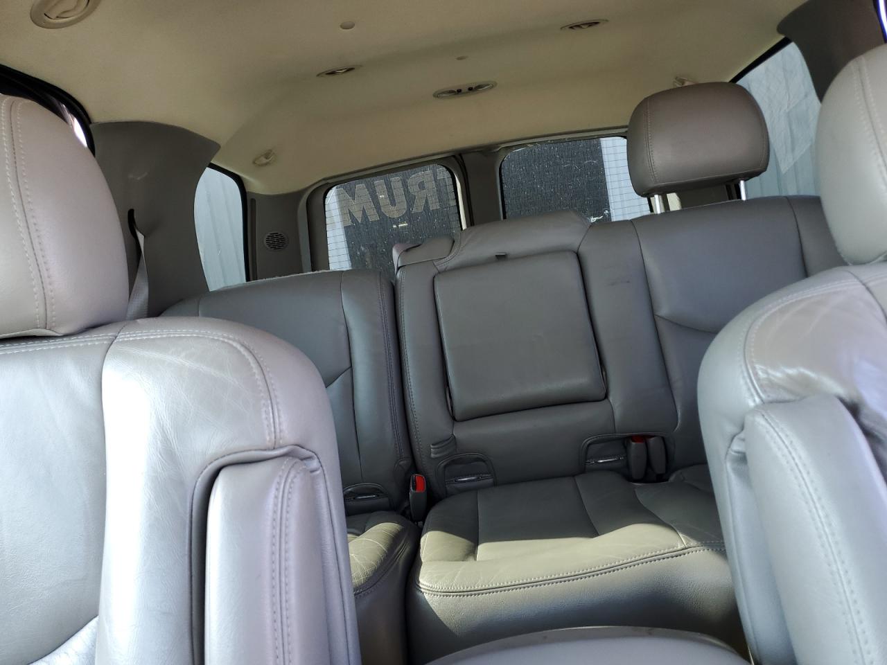 2003 Chevrolet Tahoe K1500 VIN: 1GNEK13Z83R129627 Lot: 51183605