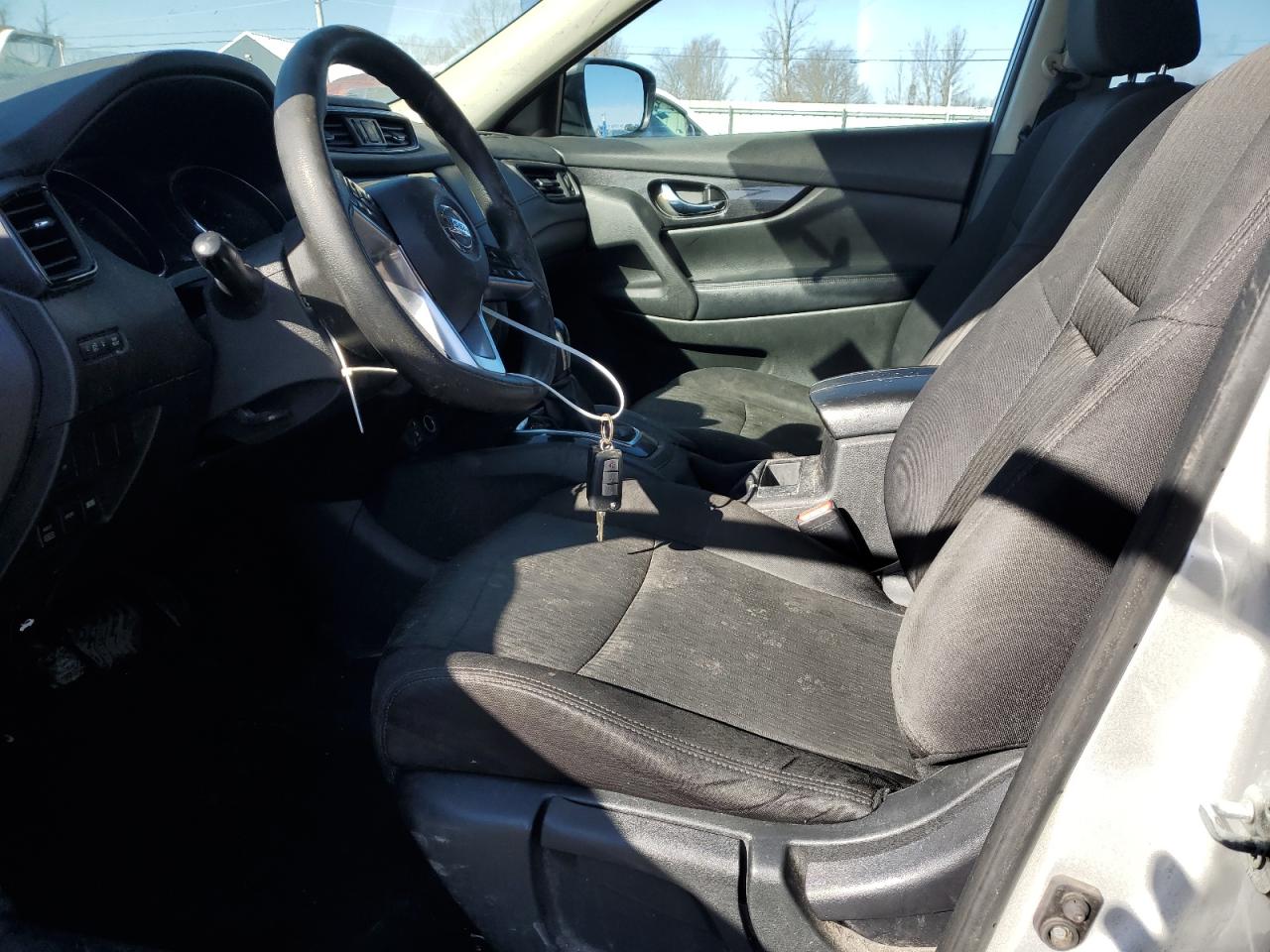 5N1AT2MM4HC745957 NISSAN ROGUE 2017