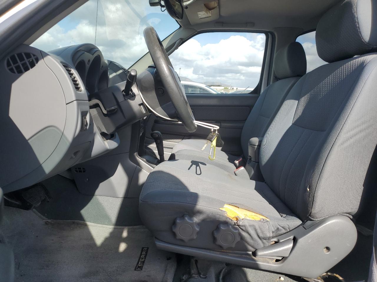 2004 Nissan Xterra Xe VIN: 5N1ED28TX4C634355 Lot: 51674595