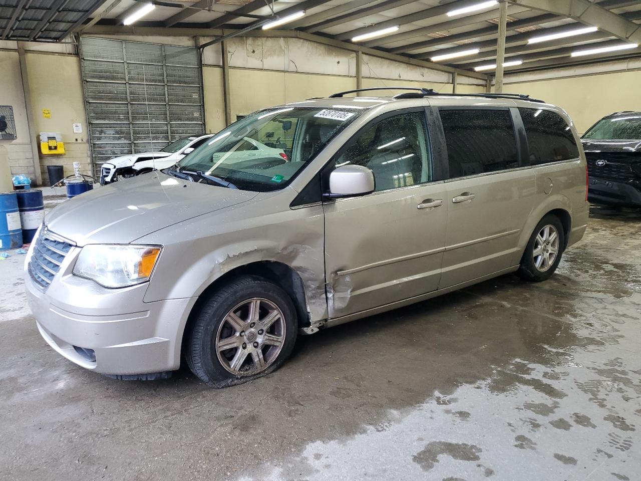 2008 Chrysler Town & Country Touring for Sale in Hampton, VA - Front End