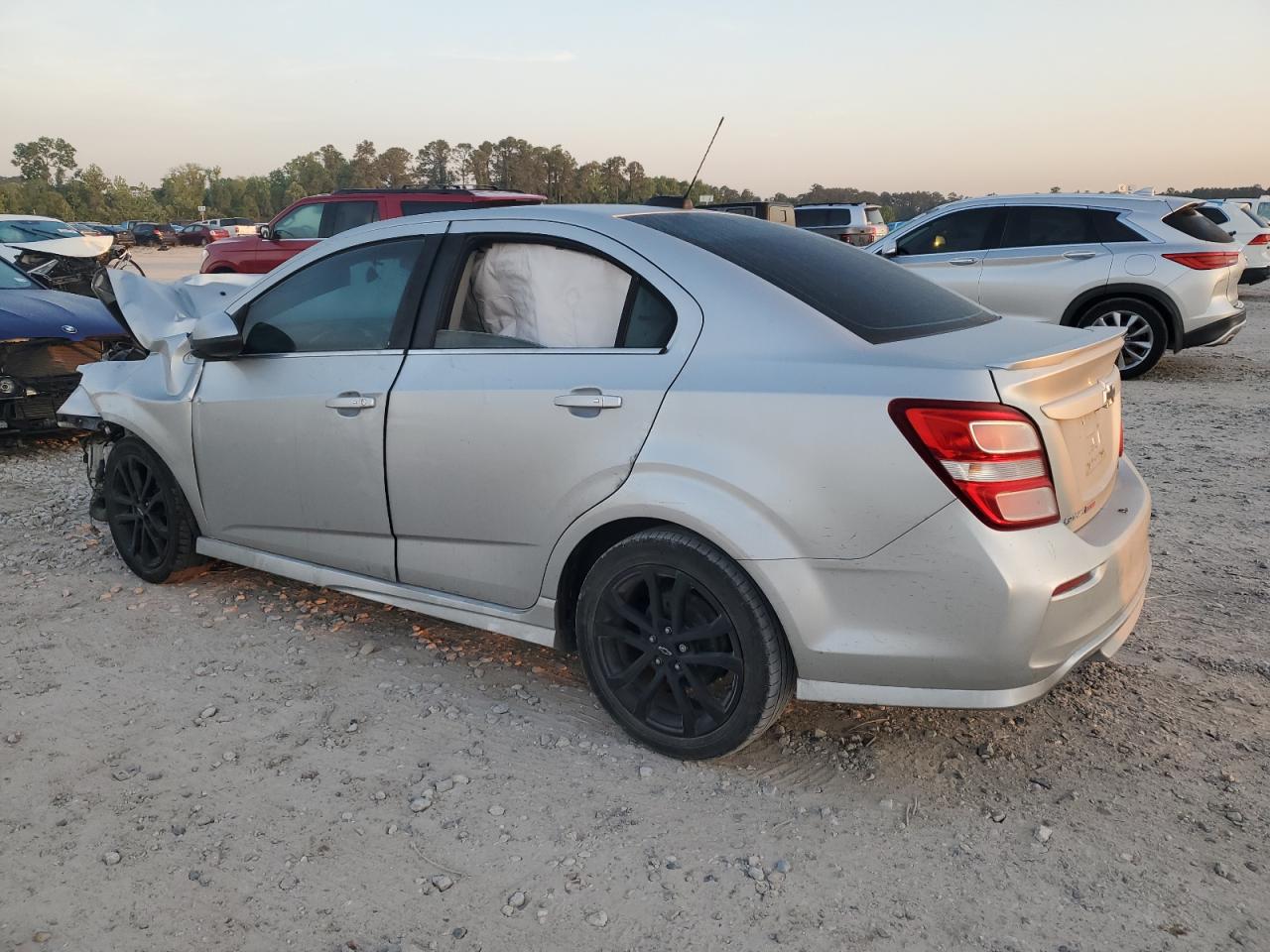 1G1JD5SB7J4137699 CHEVROLET SONIC 2018