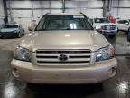 2004 Toyota Highlander  for Sale in Ham Lake, MN - Rear End