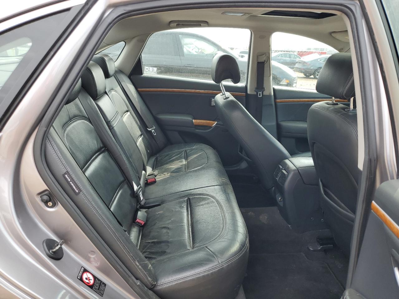 2007 Hyundai Azera Se VIN: KMHFC46F77A235046 Lot: 54210305