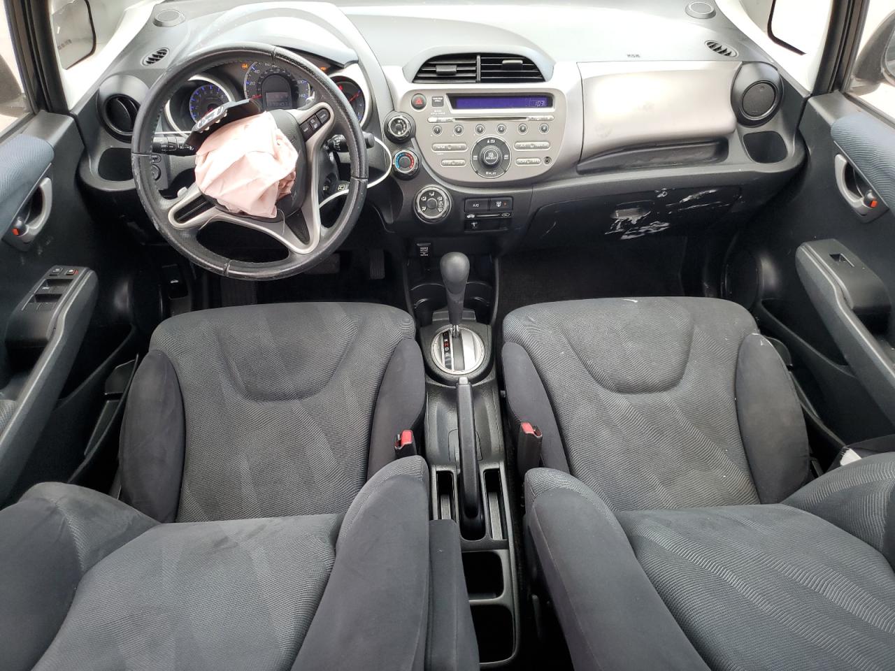 2009 Honda Fit - Image 8