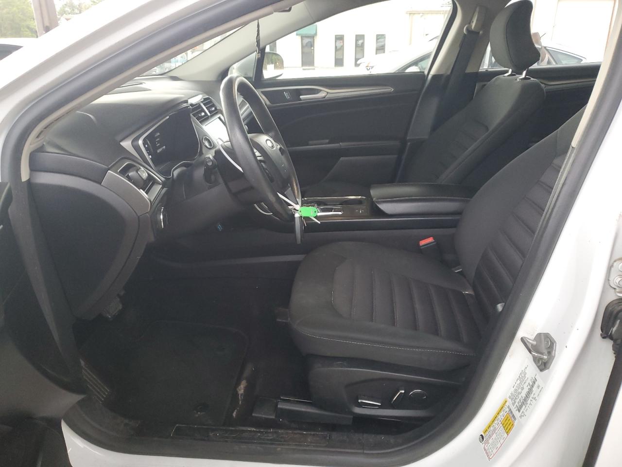 2019 Ford Fusion Se VIN: 3FA6P0LU3KR124843 Lot: 54038715