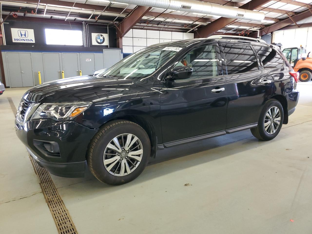 East Granby, CT에서 판매 중인 2019 Nissan Pathfinder S - Front End