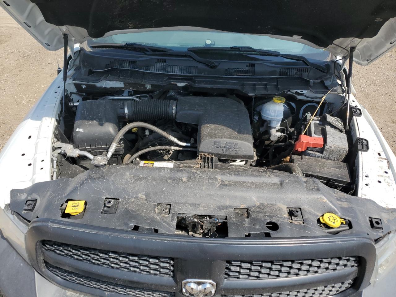 2018 Ram 1500 St VIN: 3C6JR6AG6JG324390 Lot: 54207155