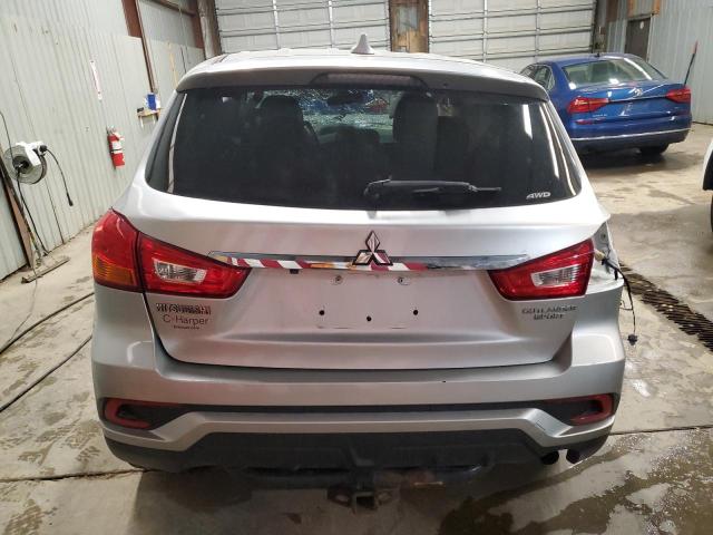  MITSUBISHI OUTLANDER 2018 Silver