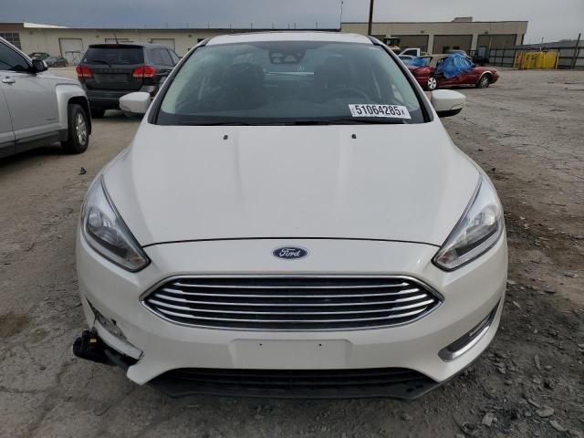 FORD FOCUS 2018 Белы