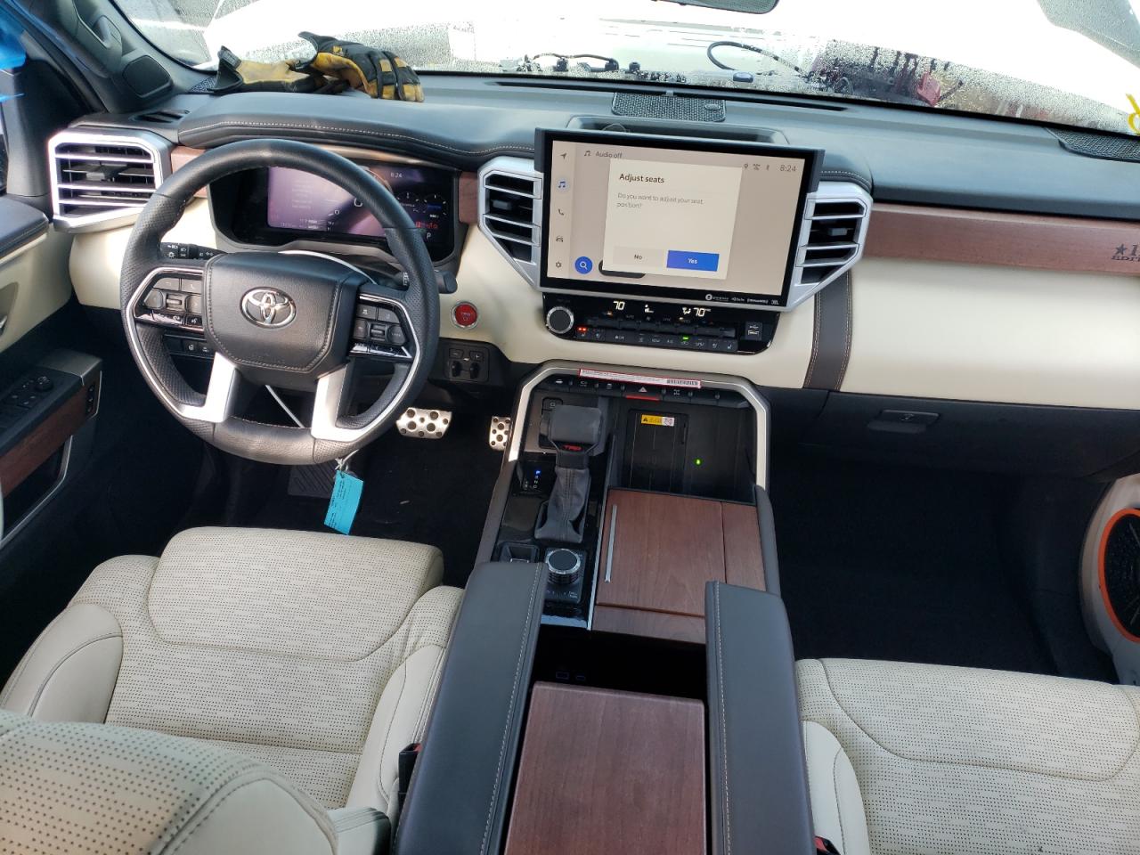 2022 Toyota Tundra - Image 8