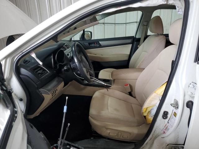 Sedans SUBARU LEGACY 2017 Biały