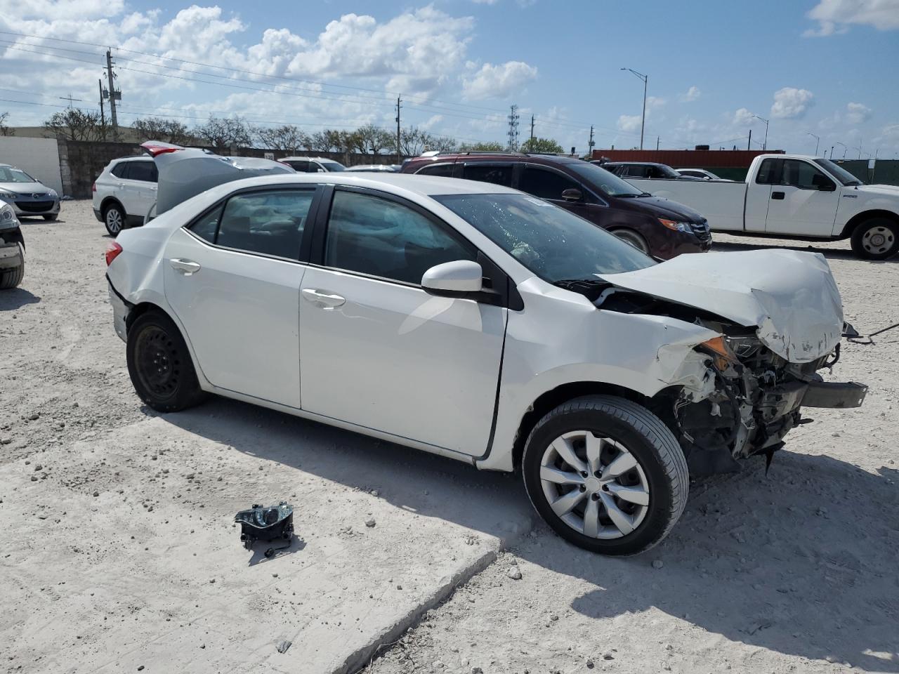 5YFBURHE3JP839438 TOYOTA COROLLA 2018