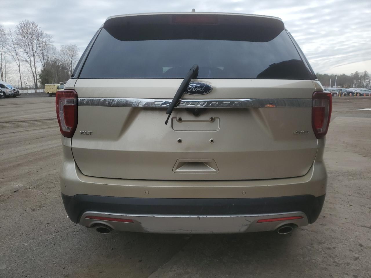 1FM5K8D85HGD05832 FORD EXPLORER 2017
