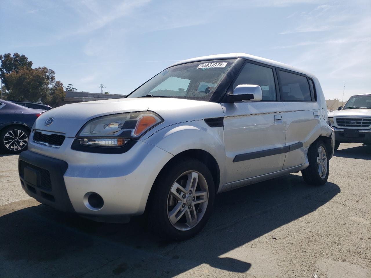 2010 Kia Soul +