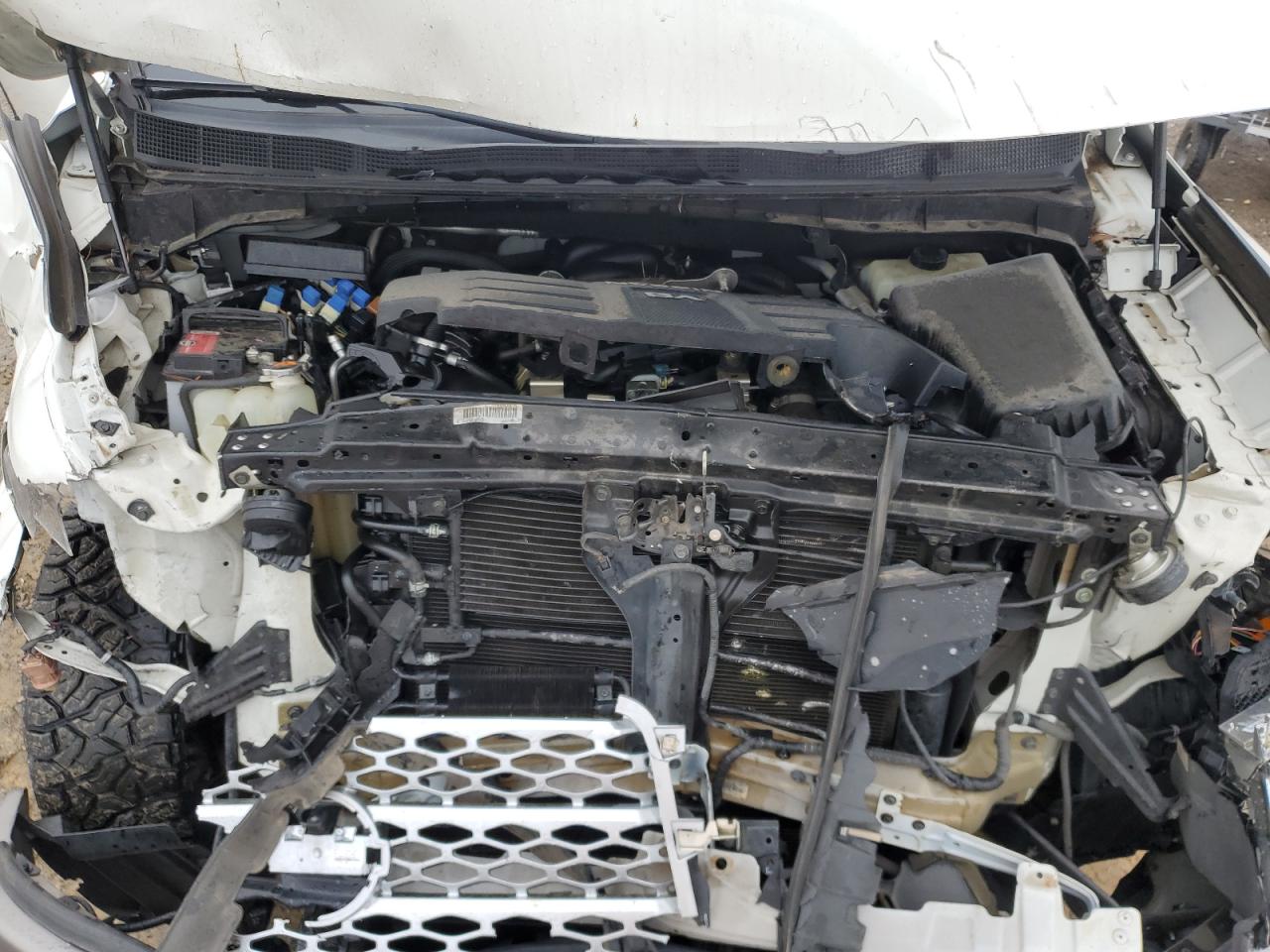 1N6AA1E5XHN548241 NISSAN TITAN 2017