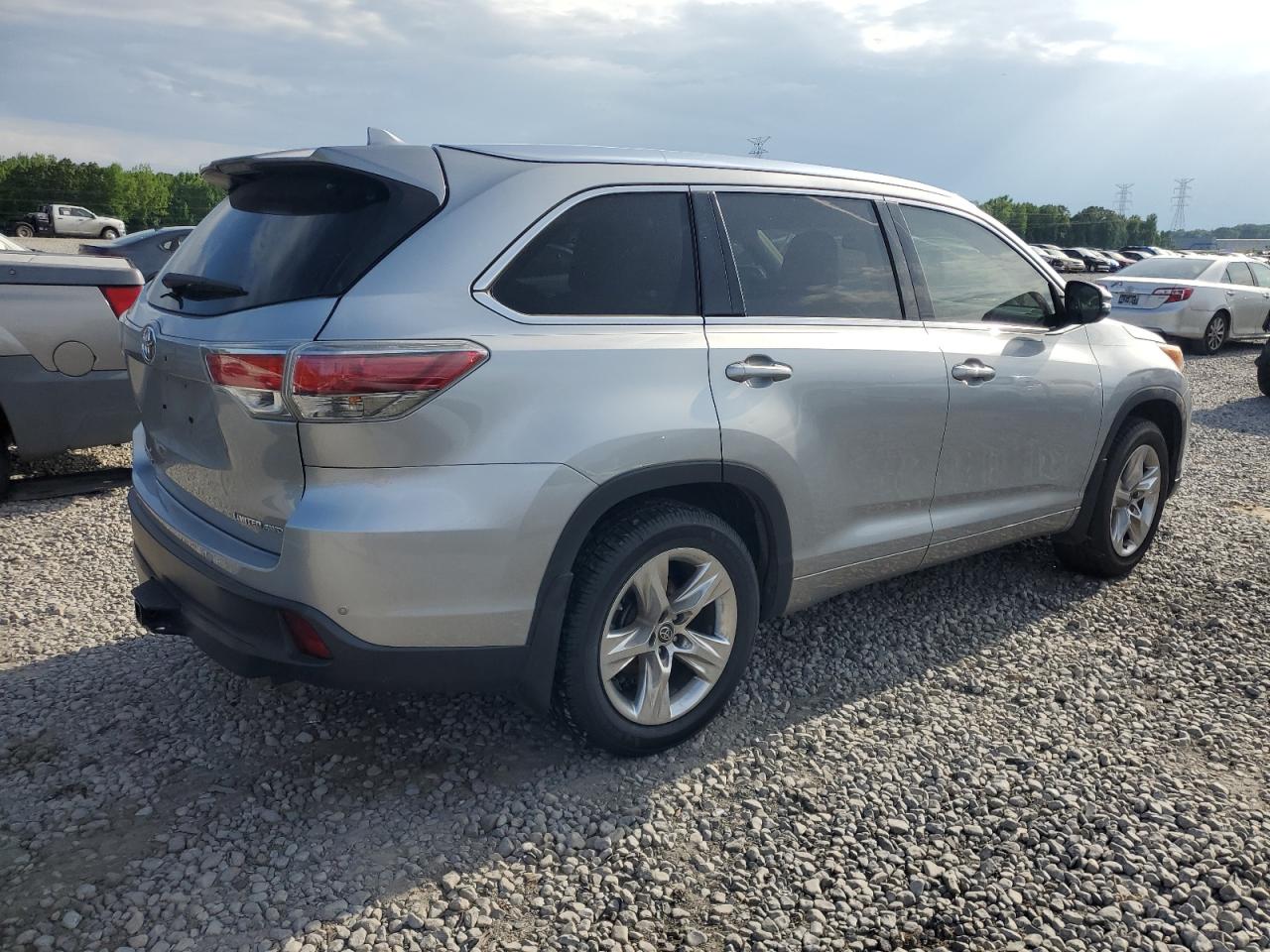 5TDDKRFH2GS327987 TOYOTA HIGHLANDER 2016