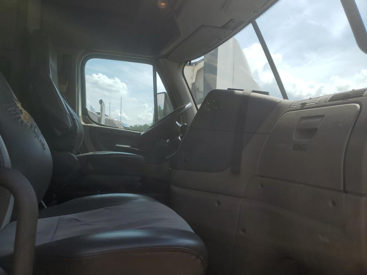 3AKJGLDR1JSJK5452 FREIGHTLINER ALL OTHER 2018