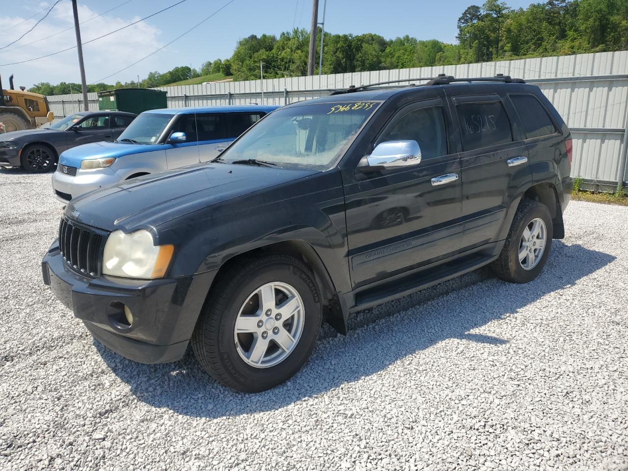 2005 Jeep Grand Cherokee Laredo for Sale in Grenada, MS - Minor Dent/Scratches