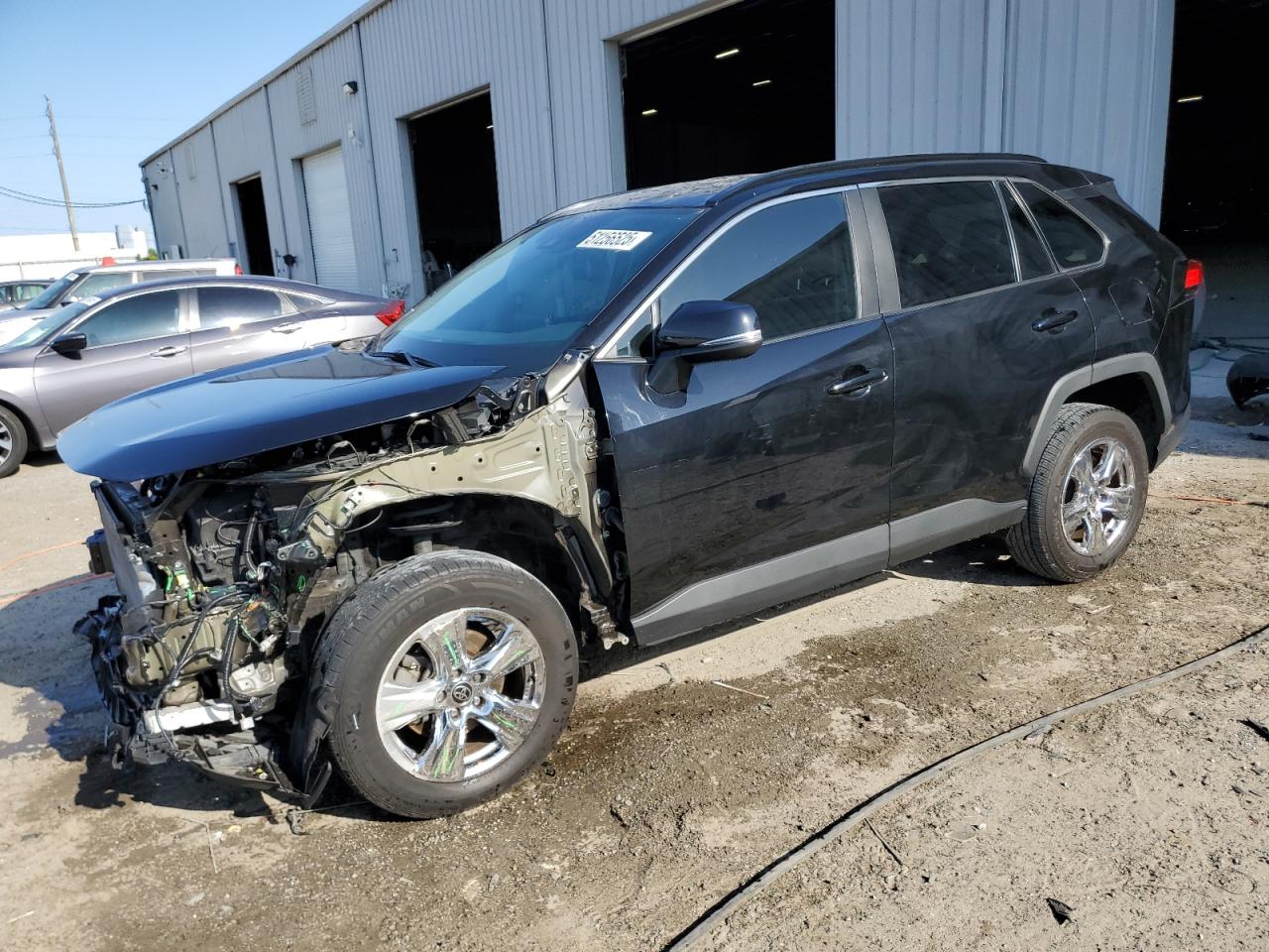 2T3W1RFV7MW137677 TOYOTA RAV4 2021