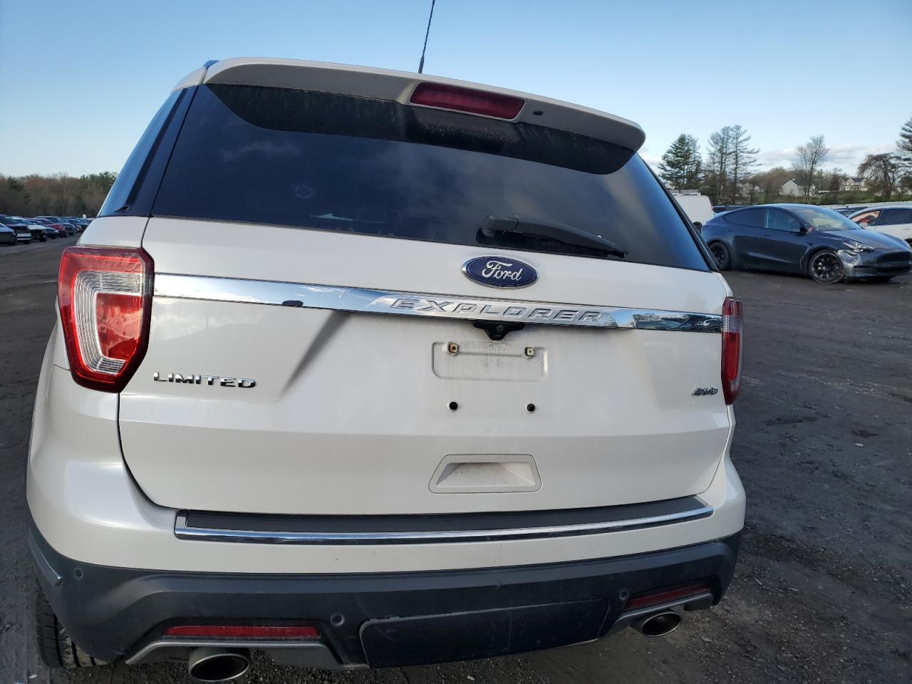 1FM5K8F89JGB40063 FORD EXPLORER 2018