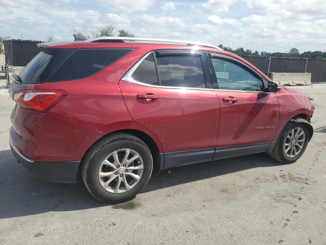3GNAXJEV1JS642030 CHEVROLET EQUINOX 2018