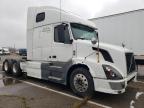 2009 Volvo Vnl Semi Truck for Sale in Woodhaven, MI - Side