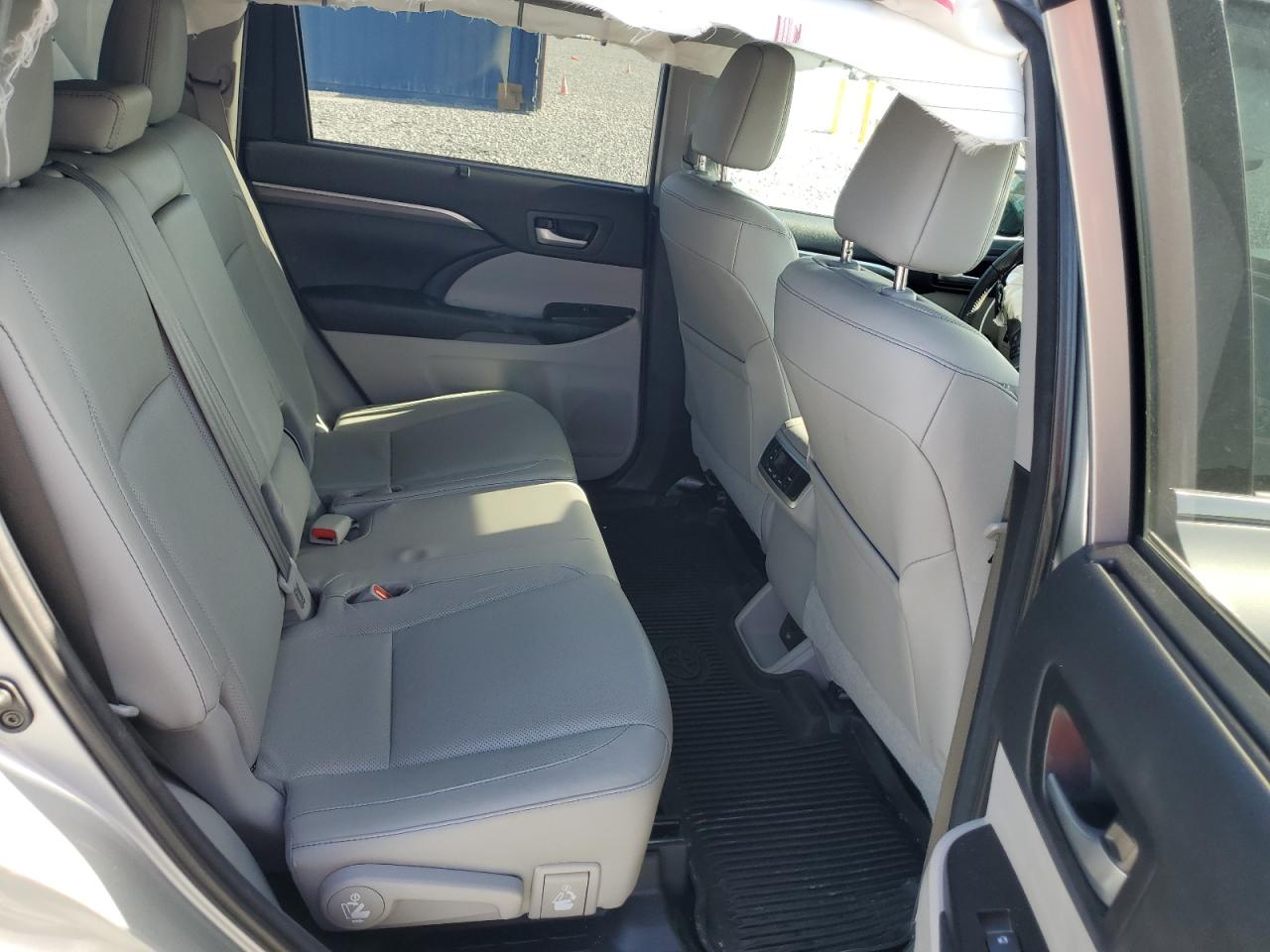 2018 Toyota Highlander Limited VIN: 5TDDZRFH2JS885969 Lot: 55182505