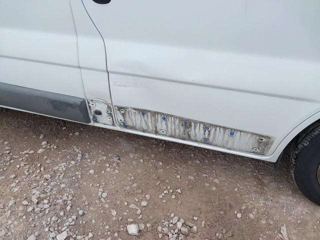 2013 VAUXHALL VIVARO 270